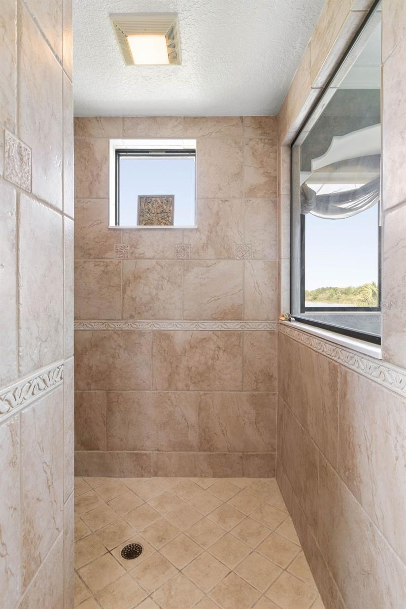 28 EMERALD LAKE DR, PALM COAST, FL, 32137