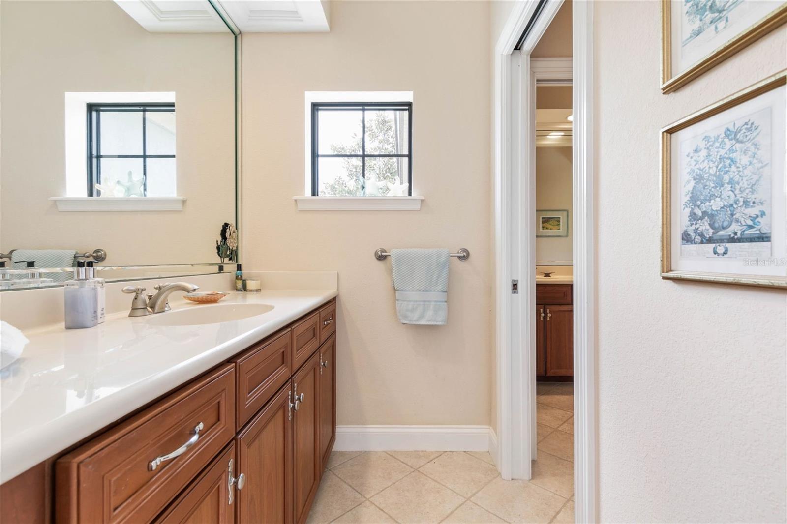 28 EMERALD LAKE DR, PALM COAST, FL, 32137