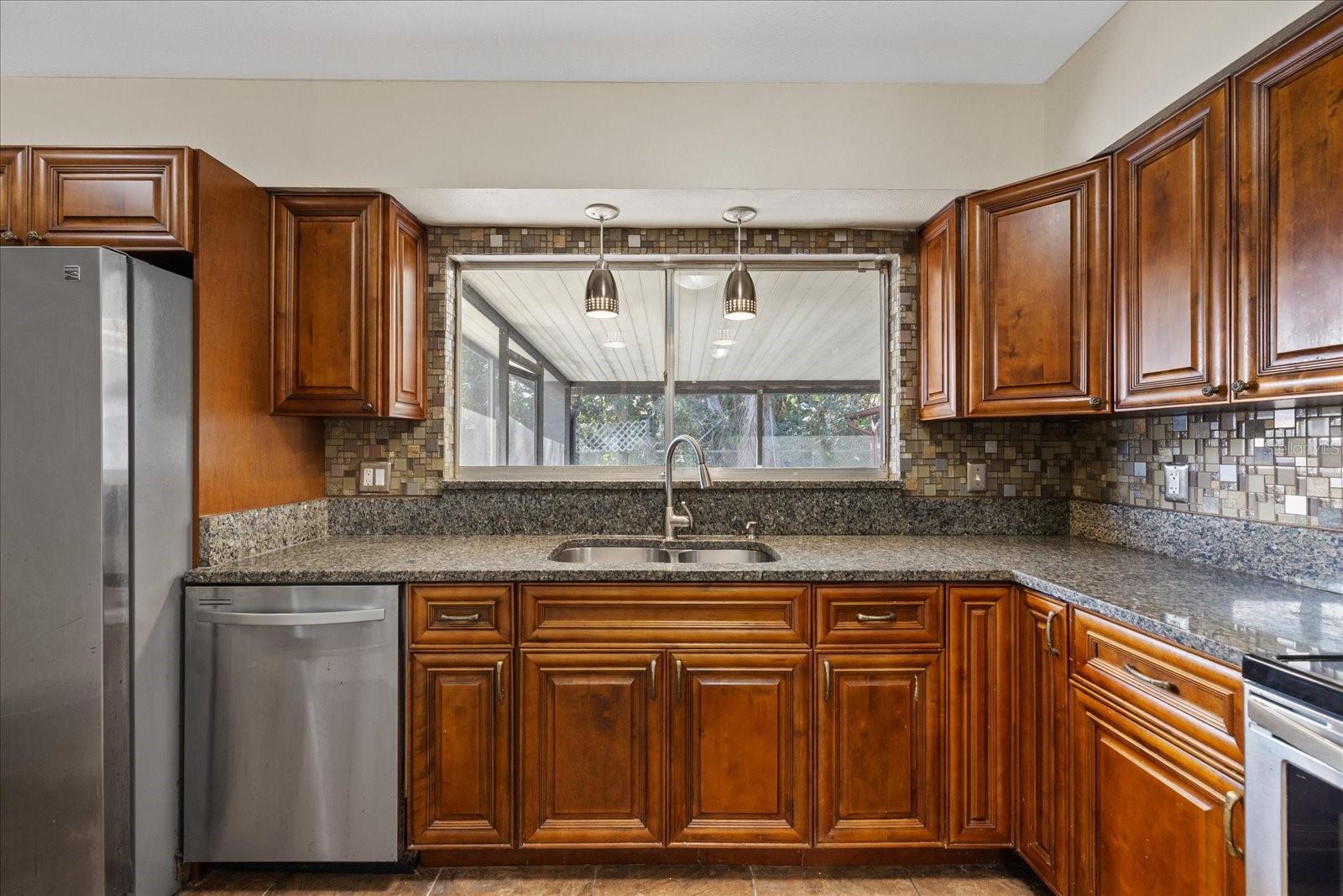 6908 SHADY PL, TAMPA, FL, 33634