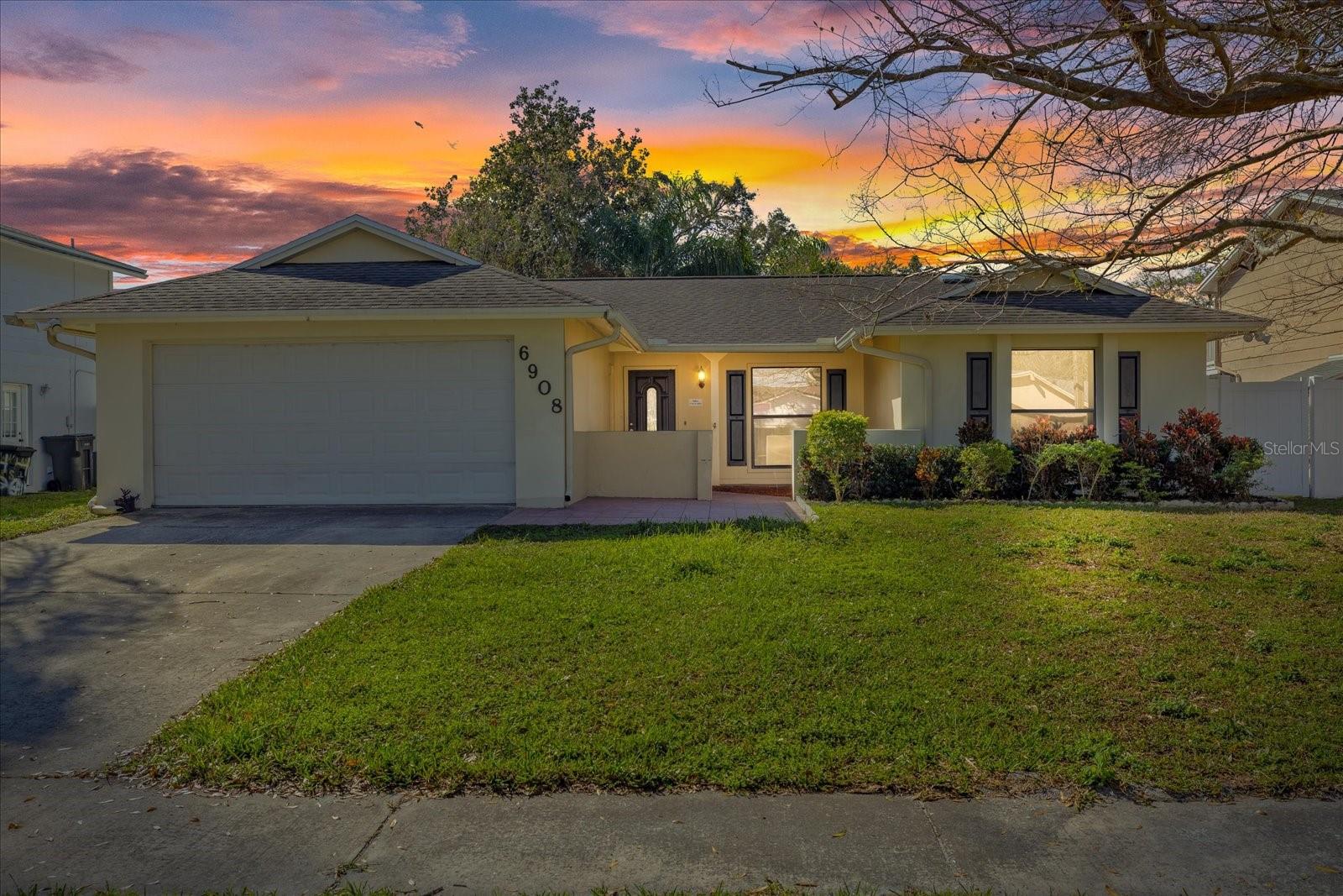 6908 SHADY PL, TAMPA, FL, 33634