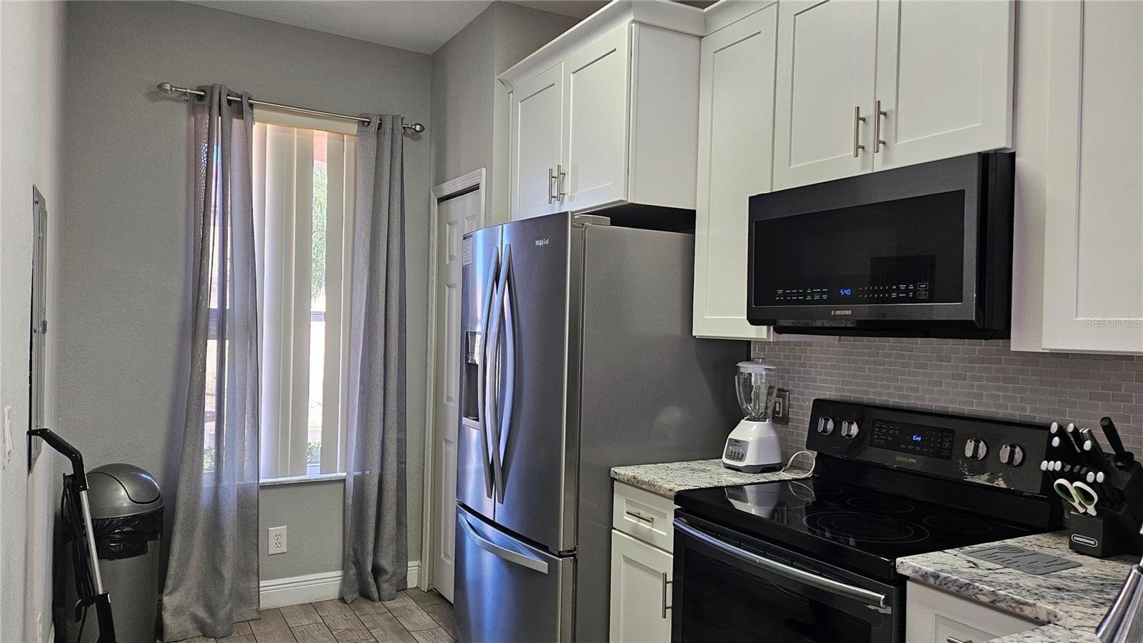 956 CALABRIA AVE, DAVENPORT, FL, 33897