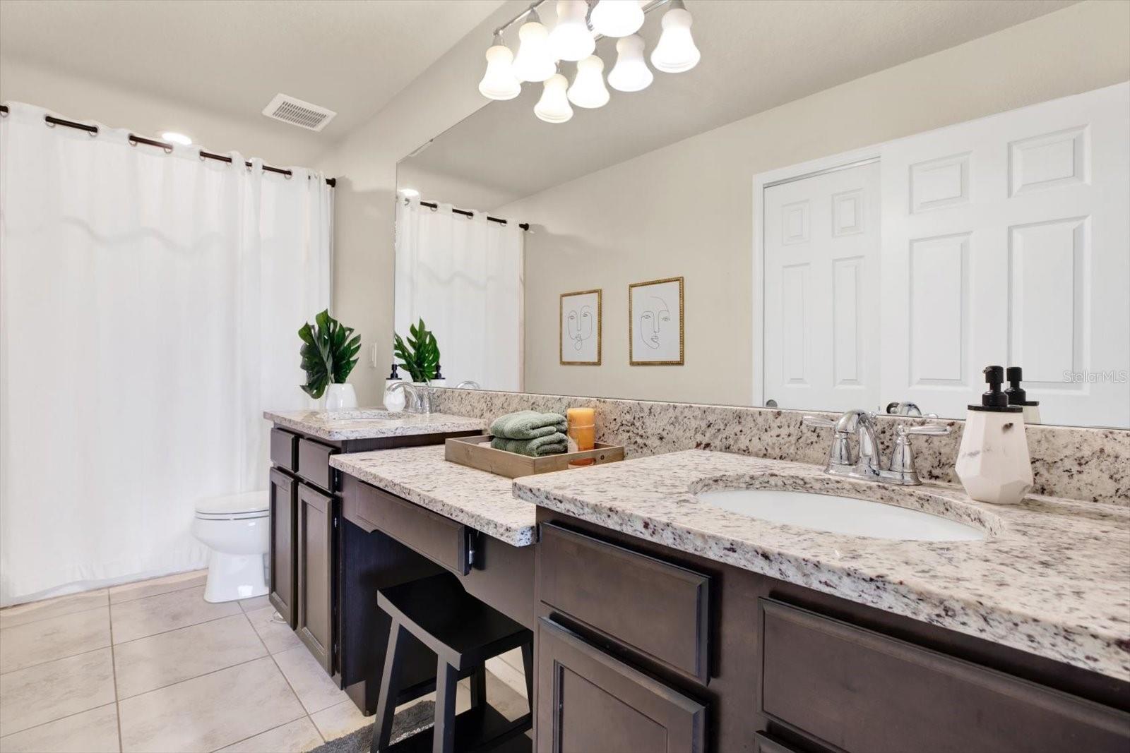 4774 WHITE SANDERLING CT, TAMPA, FL, 33619