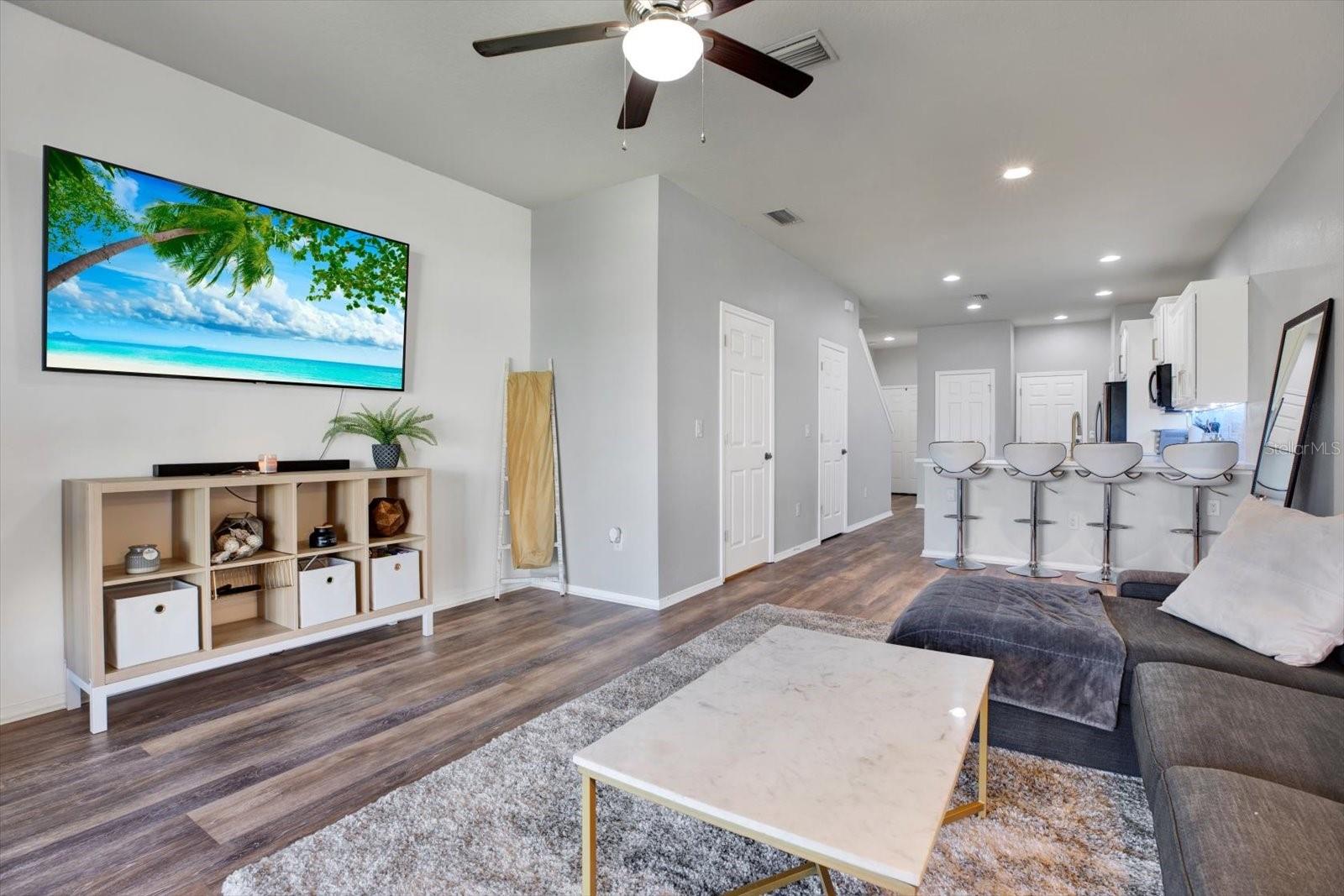 4774 WHITE SANDERLING CT, TAMPA, FL, 33619