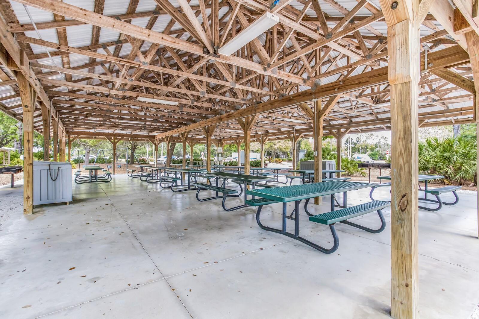 11120 MARIGOLD DR, LAKEWOOD RANCH, FL, 34202