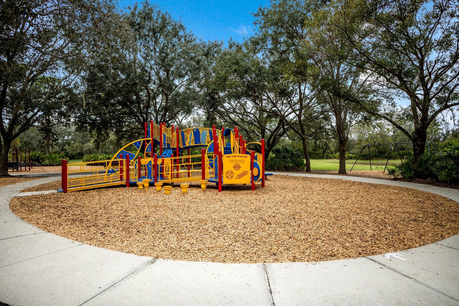 11120 MARIGOLD DR, LAKEWOOD RANCH, FL, 34202