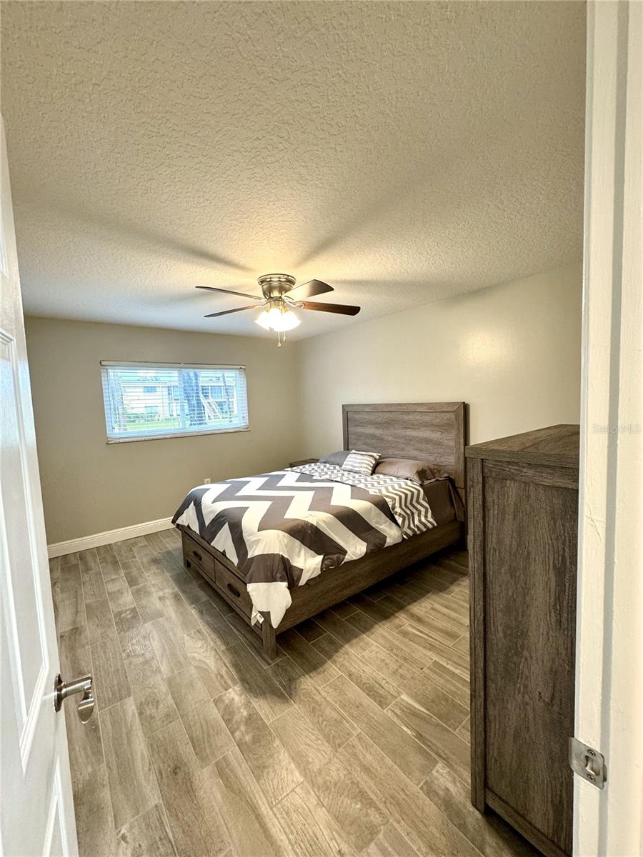 1000 LAKE OF THE WOODS BLVD #104F, FERN PARK, FL, 32730