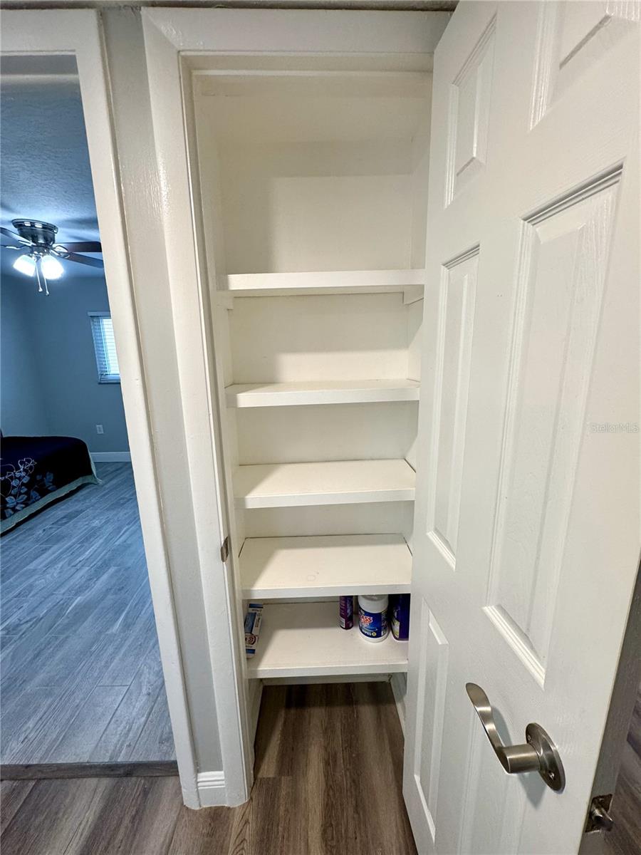 1000 LAKE OF THE WOODS BLVD #104F, FERN PARK, FL, 32730