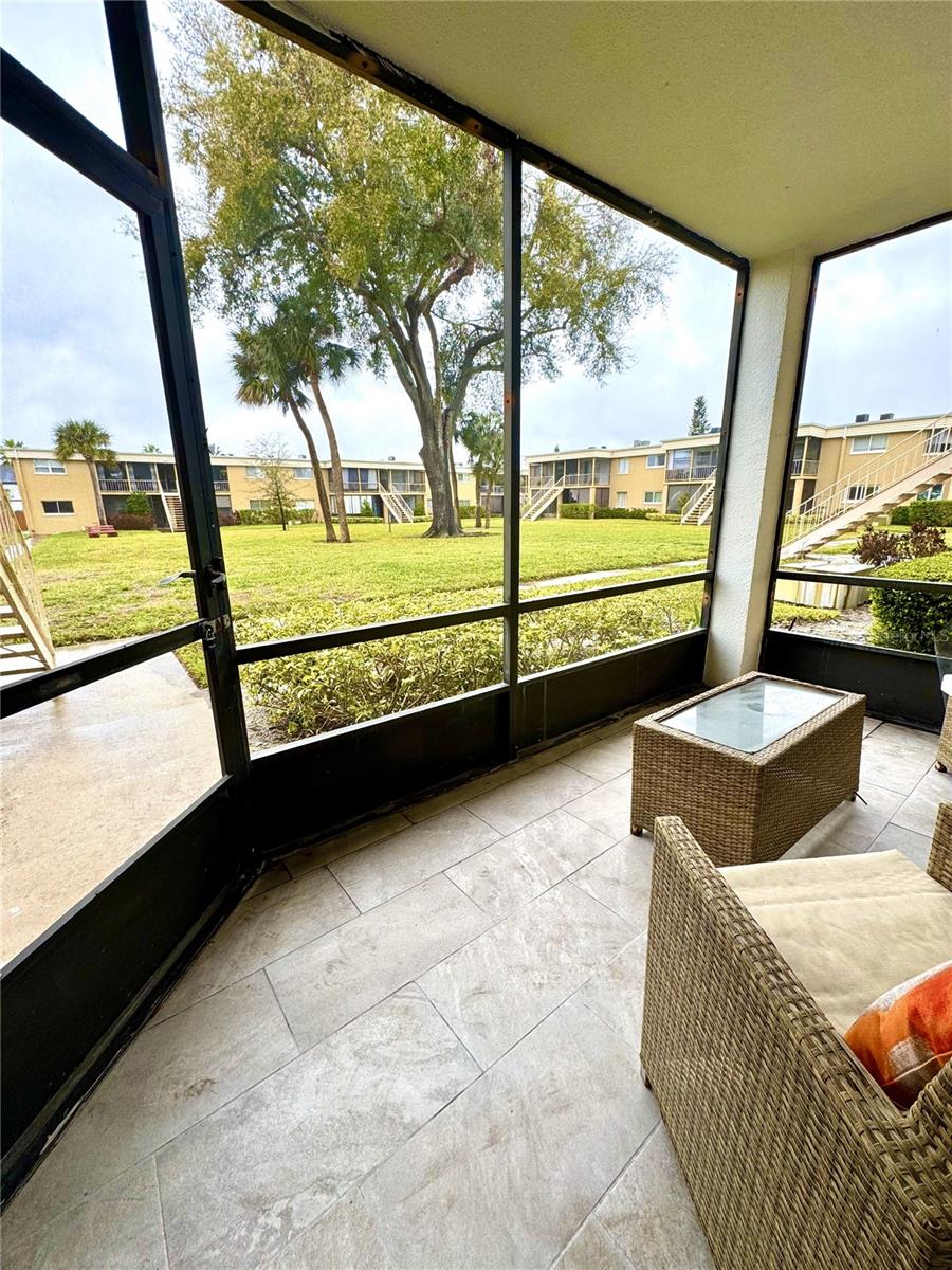 1000 LAKE OF THE WOODS BLVD #104F, FERN PARK, FL, 32730