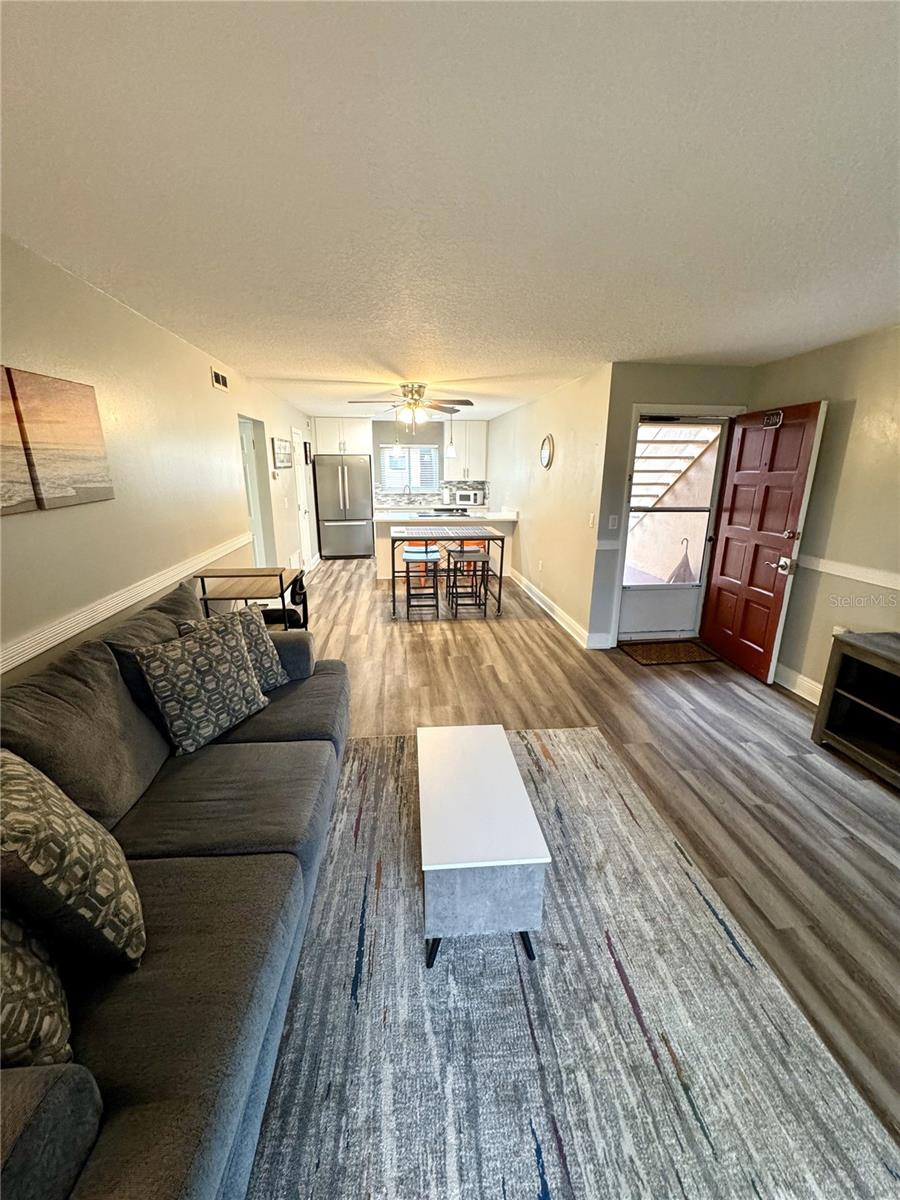 1000 LAKE OF THE WOODS BLVD #104F, FERN PARK, FL, 32730