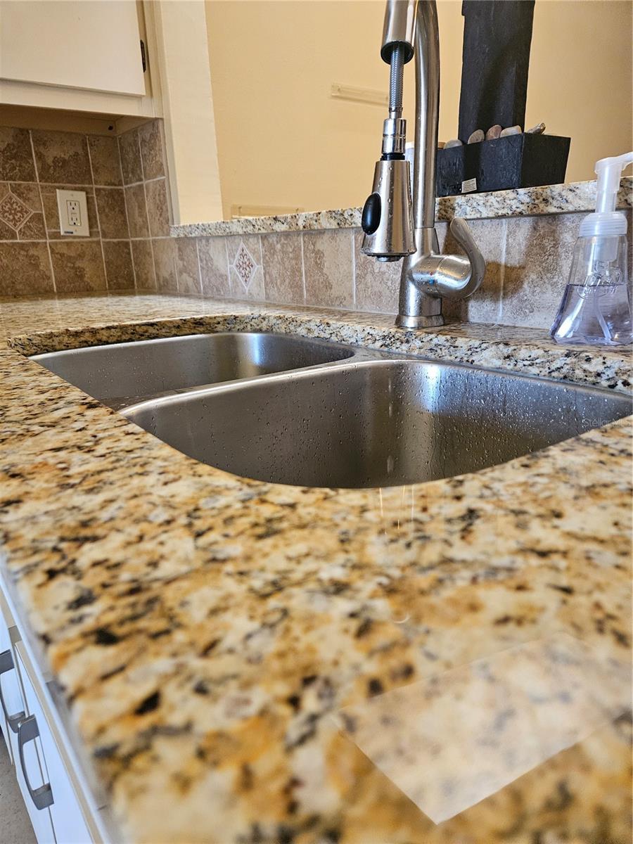 3881 VILLA ROSE LN, ORLANDO, FL, 32808