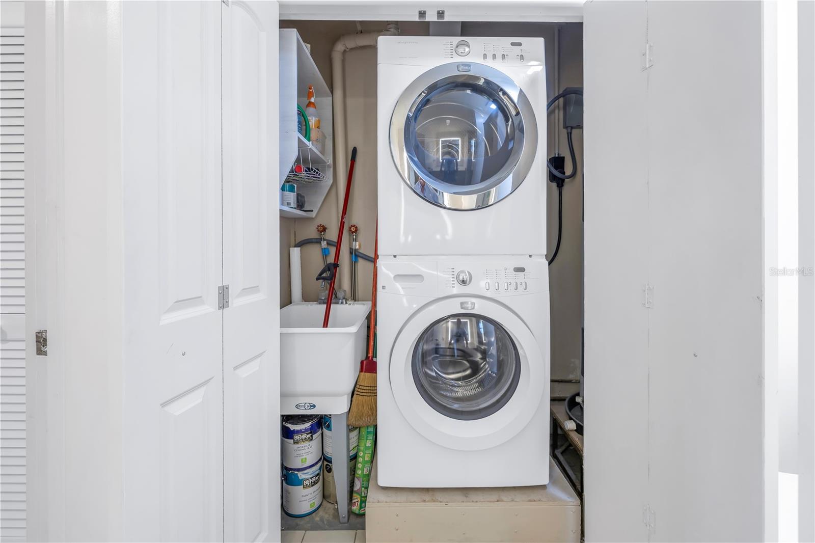 704 180TH AVE E, REDINGTON SHORES, FL, 33708