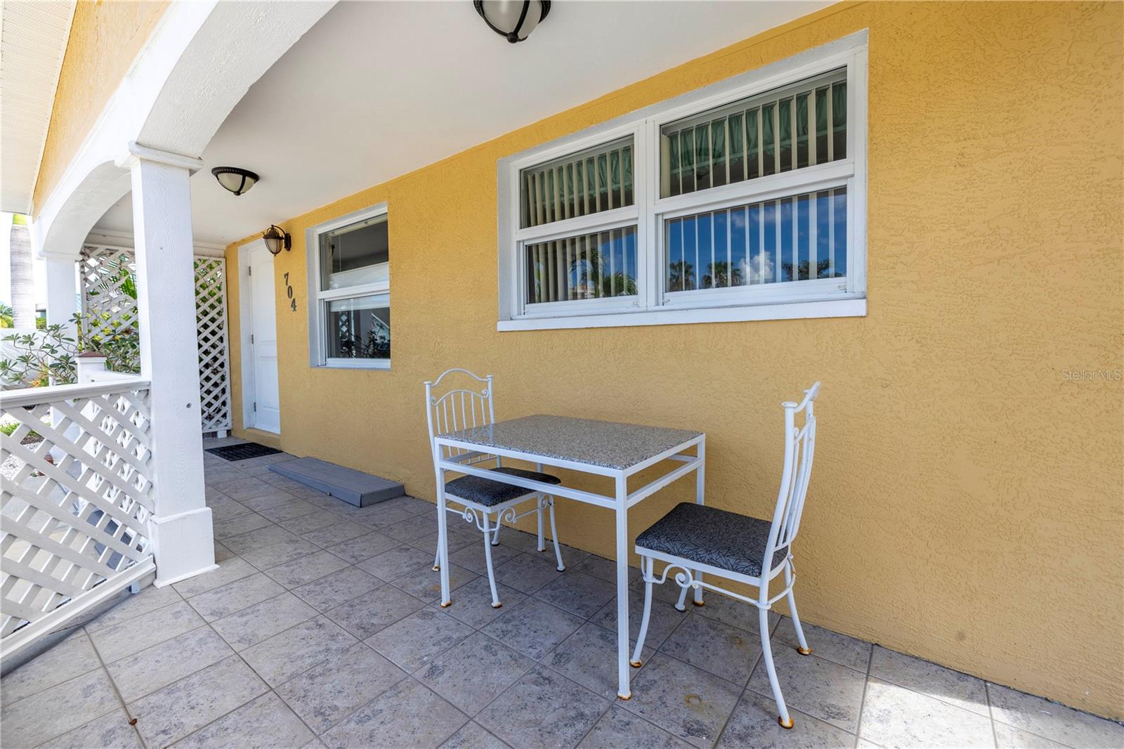 704 180TH AVE E, REDINGTON SHORES, FL, 33708