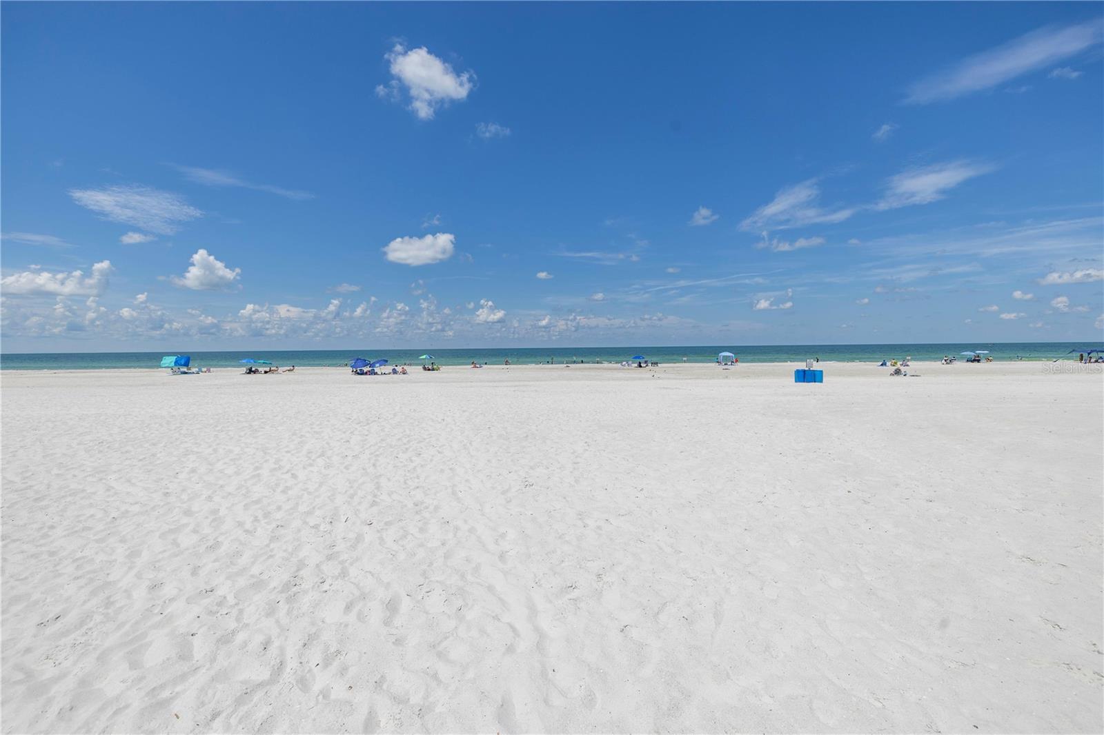 704 180TH AVE E, REDINGTON SHORES, FL, 33708