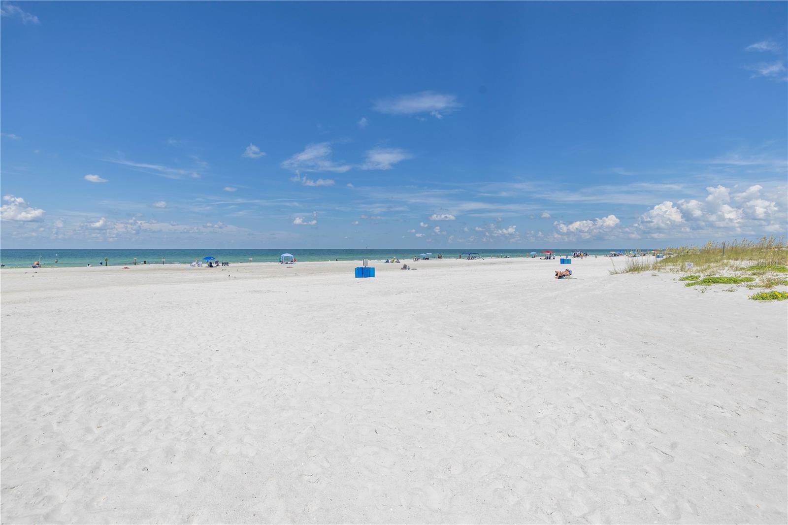 704 180TH AVE E, REDINGTON SHORES, FL, 33708