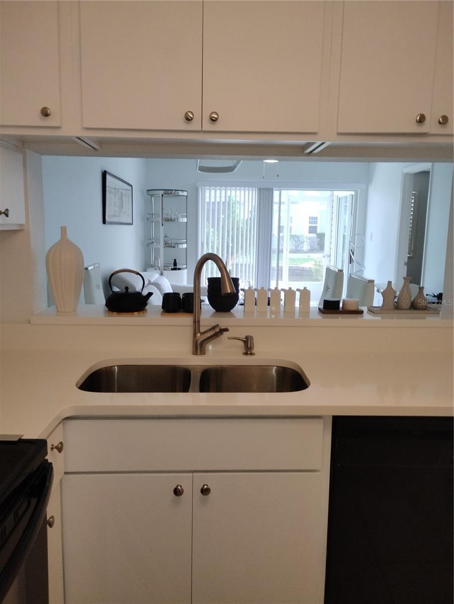 6924 STONES THROW CIR N #8105, ST PETERSBURG, FL, 33710