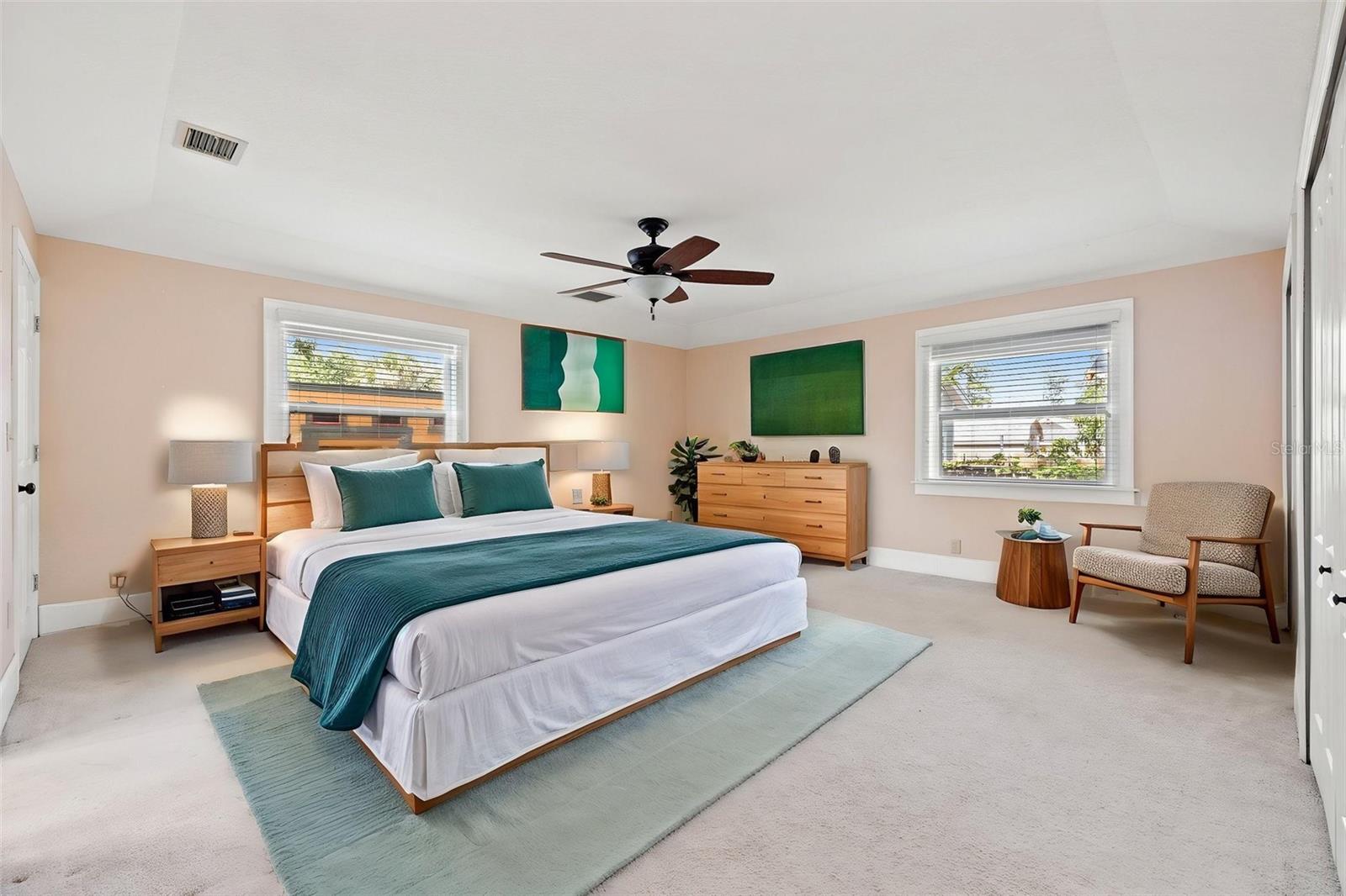3235 8TH AVE N, ST PETERSBURG, FL, 33713