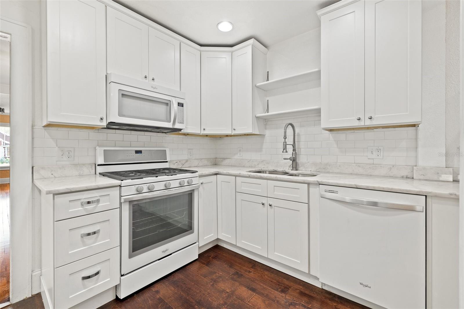 3235 8TH AVE N, ST PETERSBURG, FL, 33713