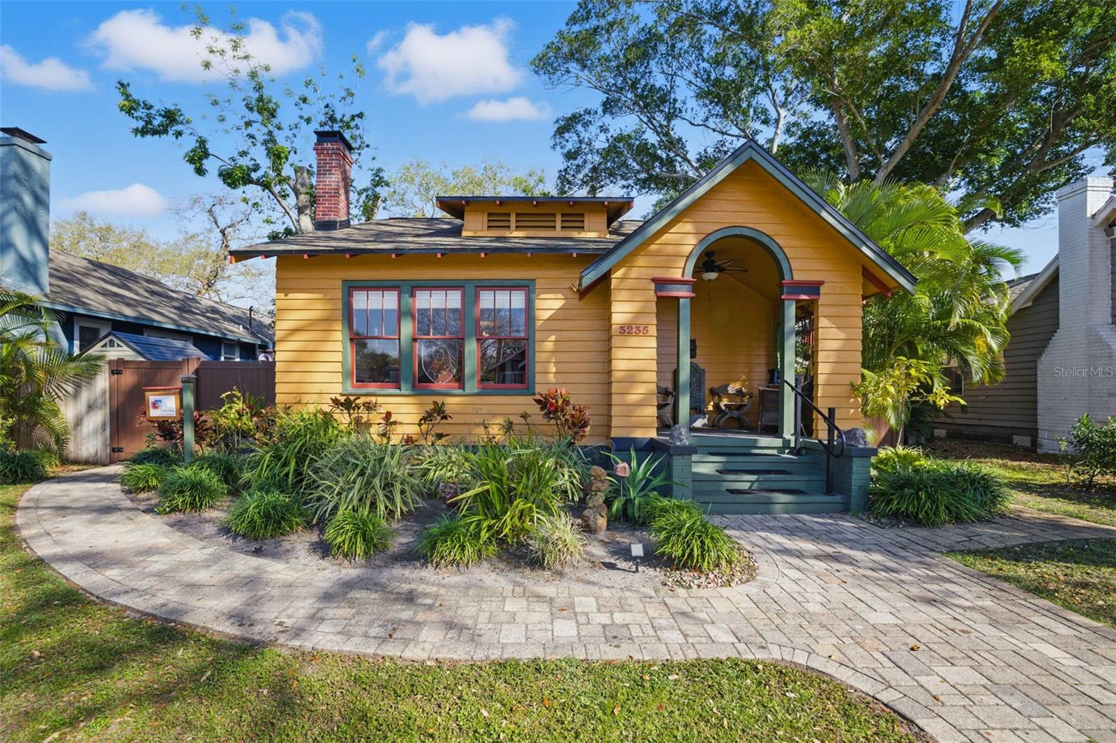 3235 8TH AVE N, ST PETERSBURG, FL, 33713