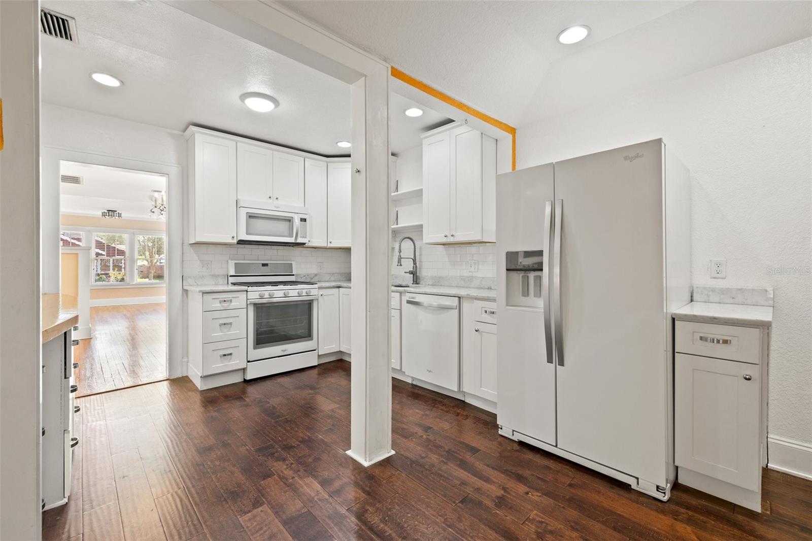 3235 8TH AVE N, ST PETERSBURG, FL, 33713