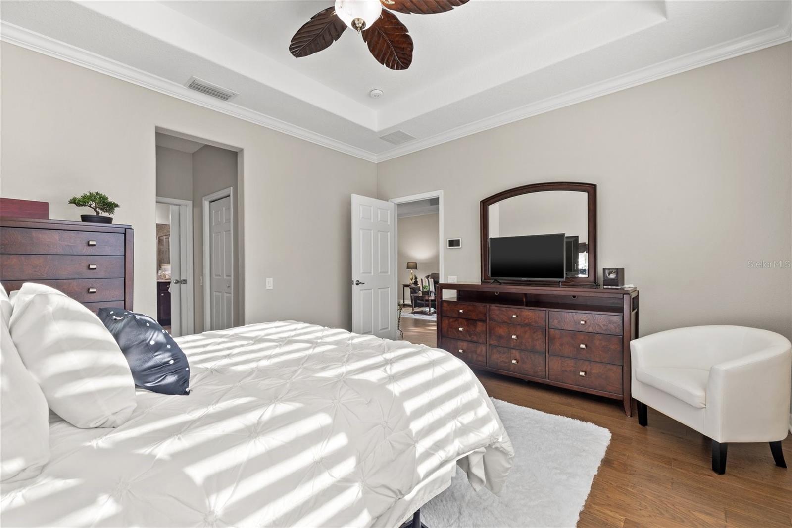 8106 PINE CREST ST, SEMINOLE, FL, 33777