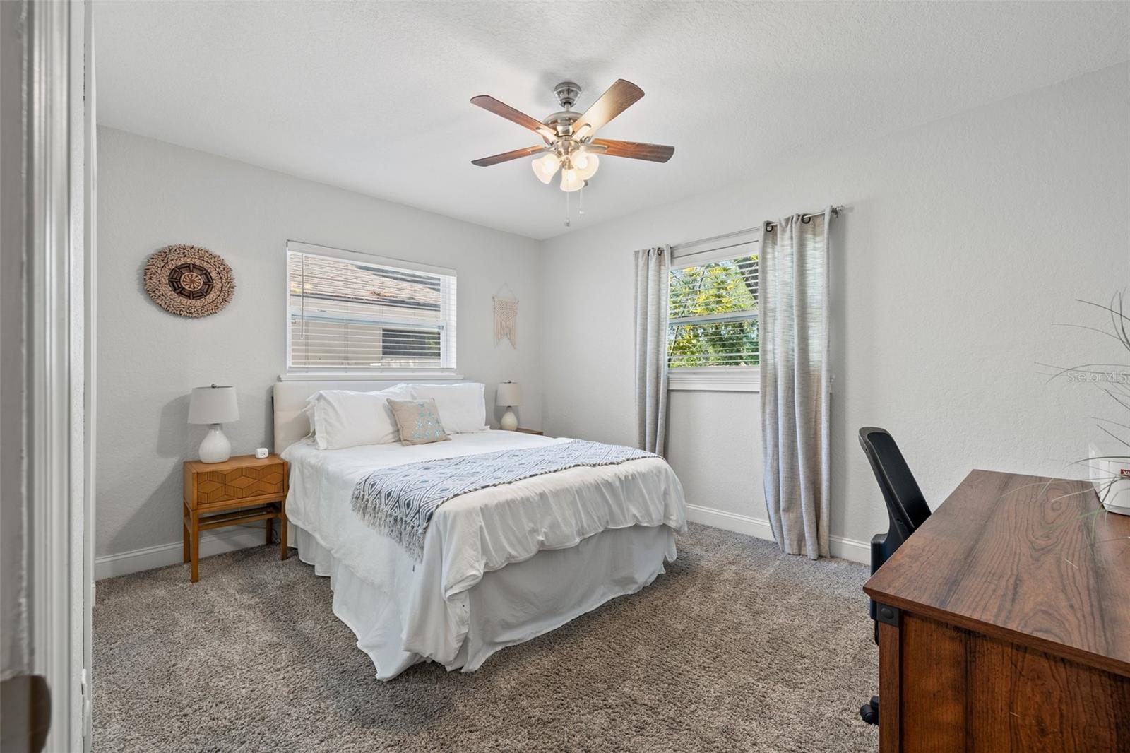 5216 40TH AVE N, ST PETERSBURG, FL, 33709