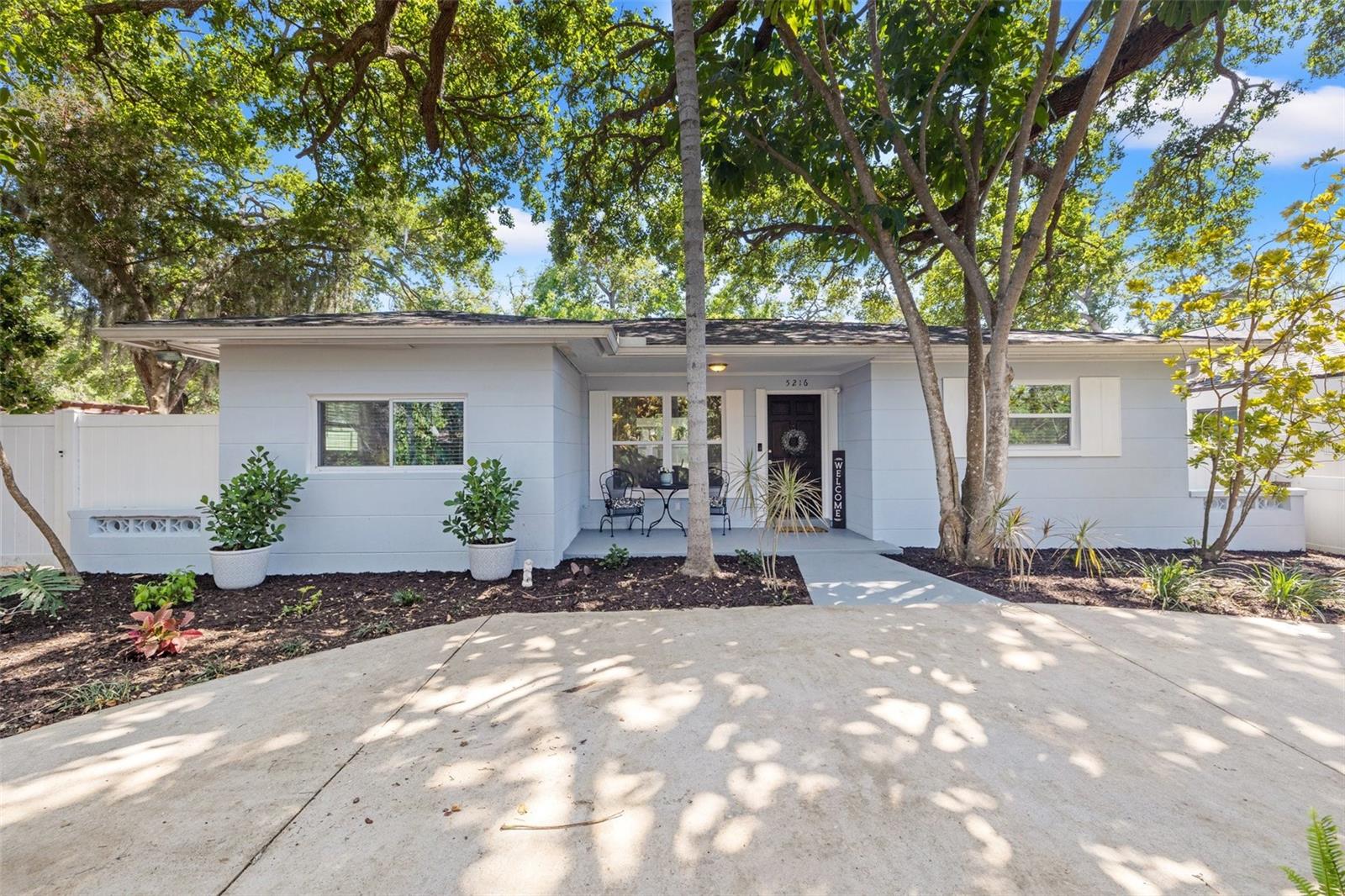 5216 40TH AVE N, ST PETERSBURG, FL, 33709