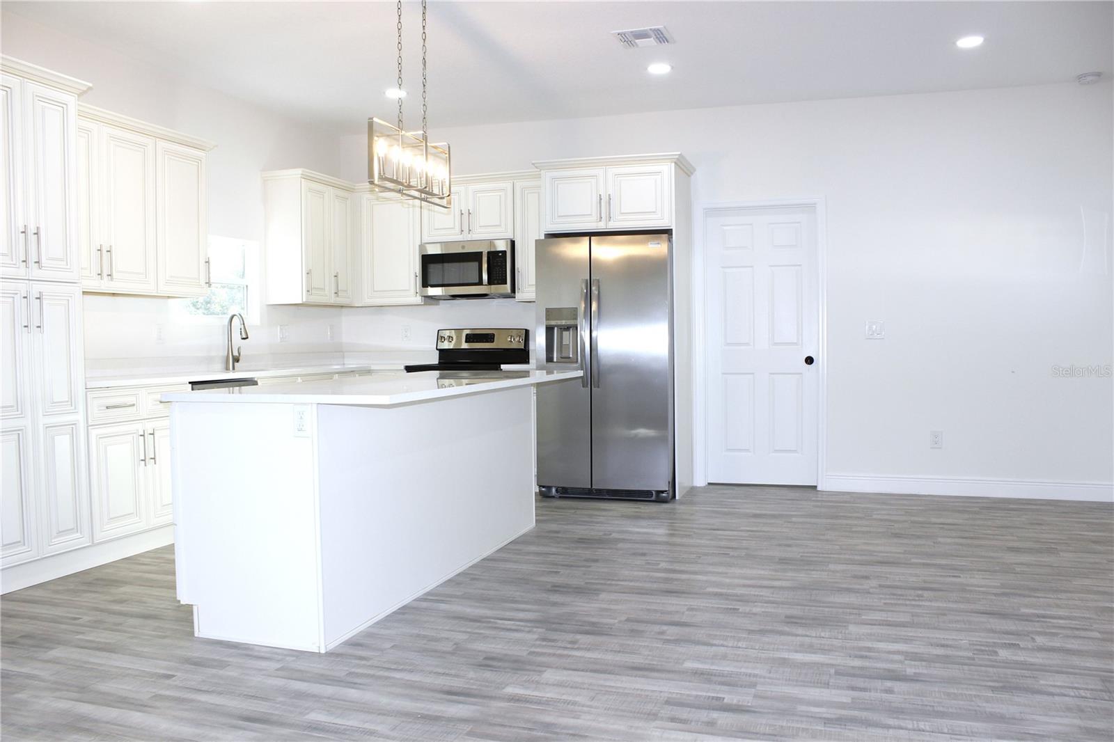 3012 E 149TH AVE, LUTZ, FL, 33559
