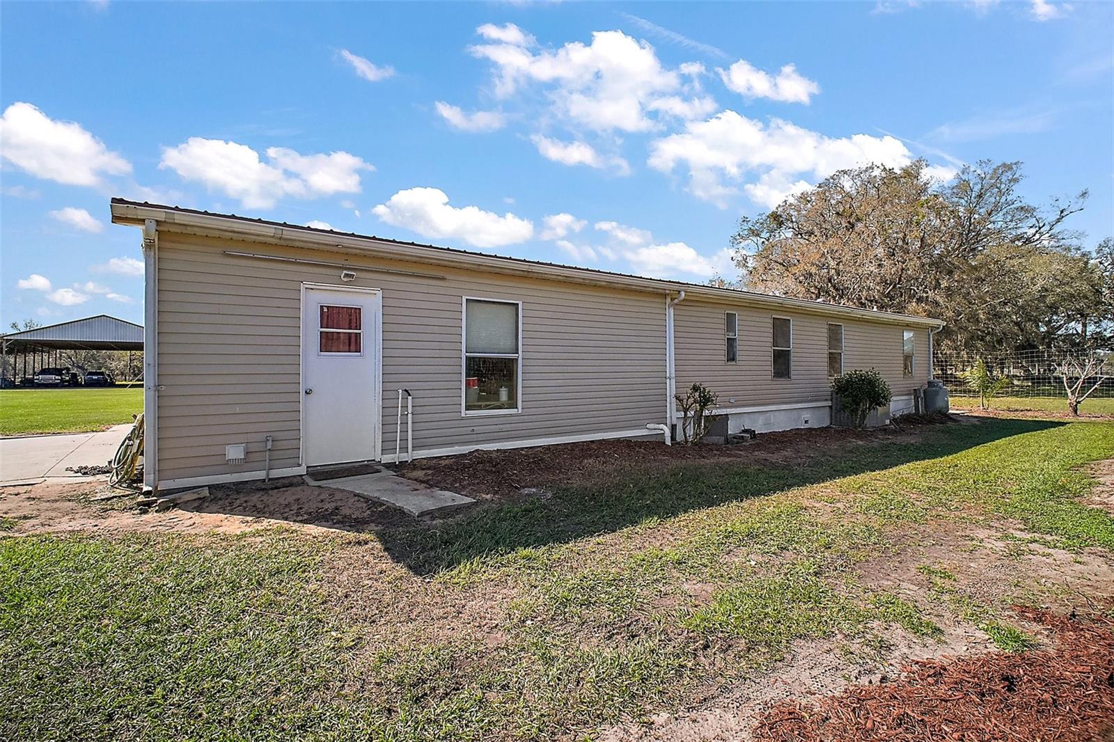 10687 C 469, CENTER HILL, FL, 33514