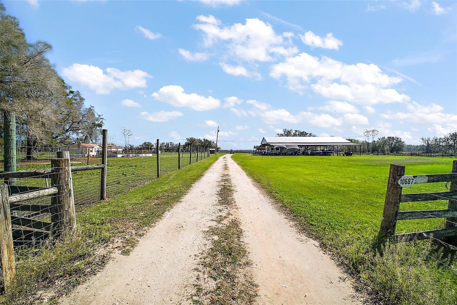 10687 C 469, CENTER HILL, FL, 33514