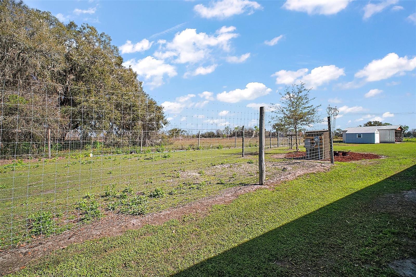 10687 C 469, CENTER HILL, FL, 33514