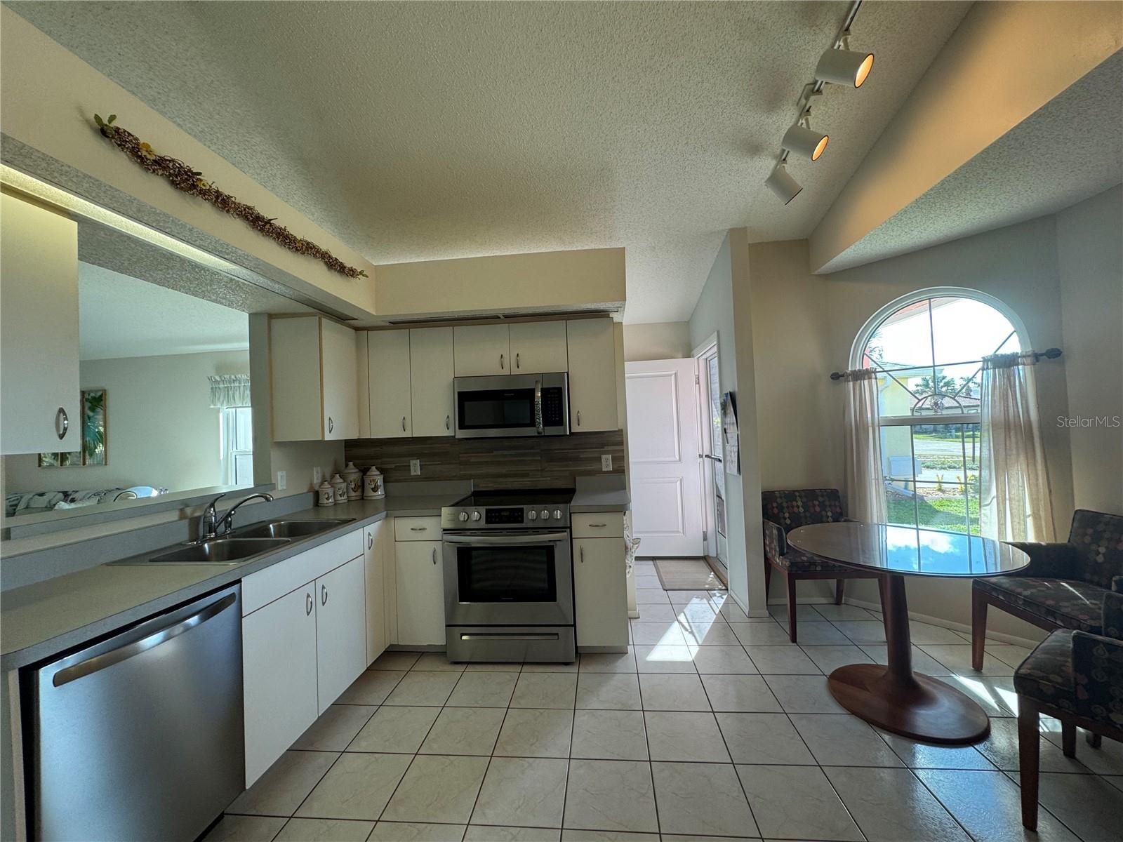 14244 SPRUCE LN, PORT CHARLOTTE, FL, 33953