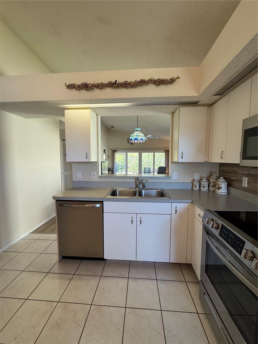 14244 SPRUCE LN, PORT CHARLOTTE, FL, 33953