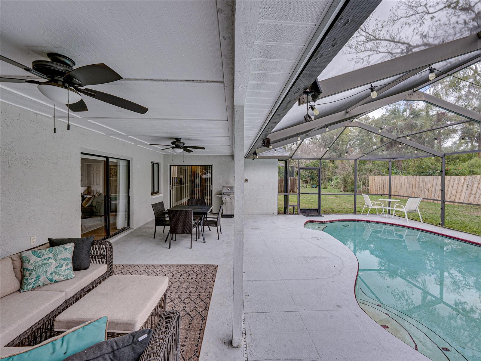 2745 HORSESHOE DR, PLANT CITY, FL, 33566