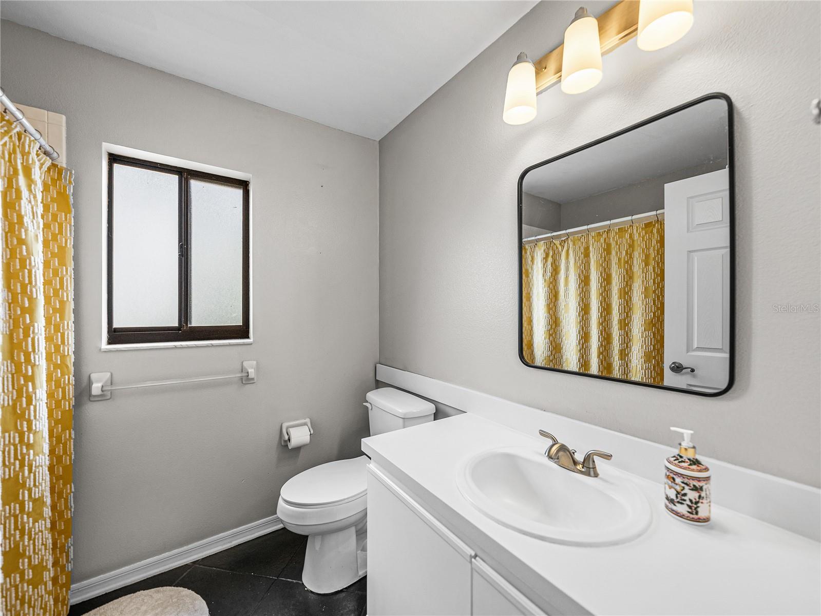 2745 HORSESHOE DR, PLANT CITY, FL, 33566