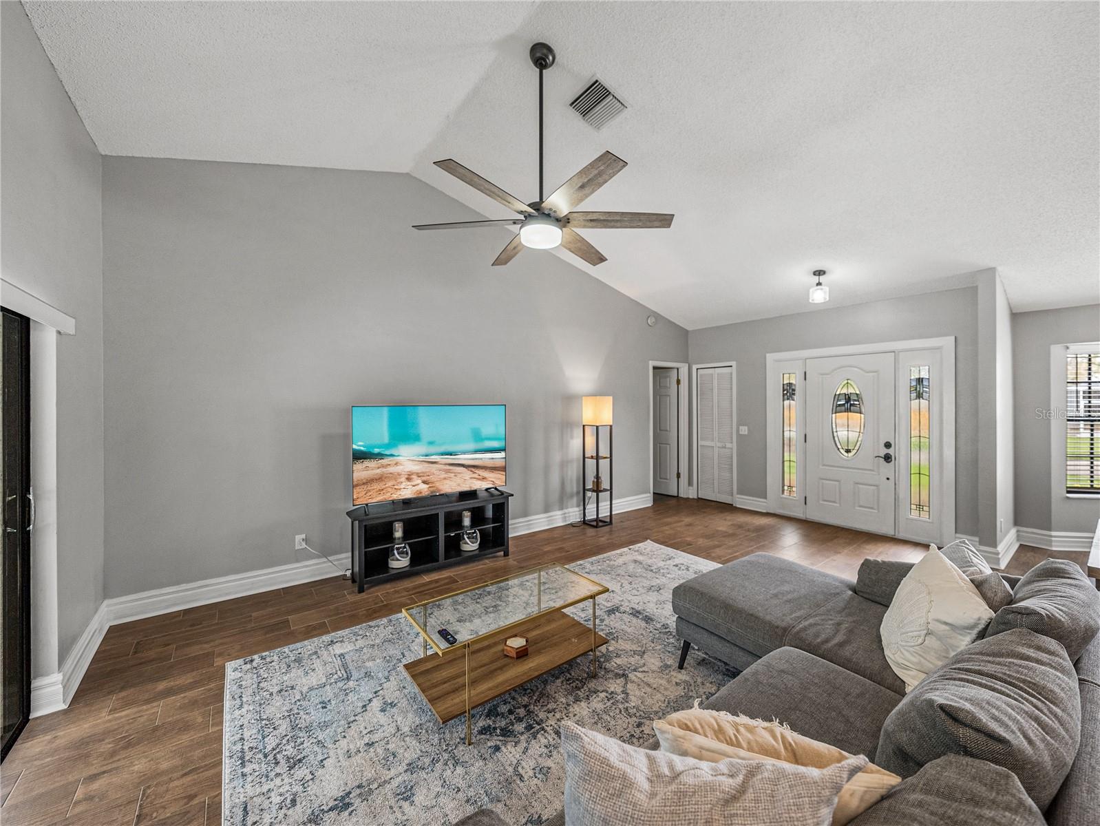 2745 HORSESHOE DR, PLANT CITY, FL, 33566