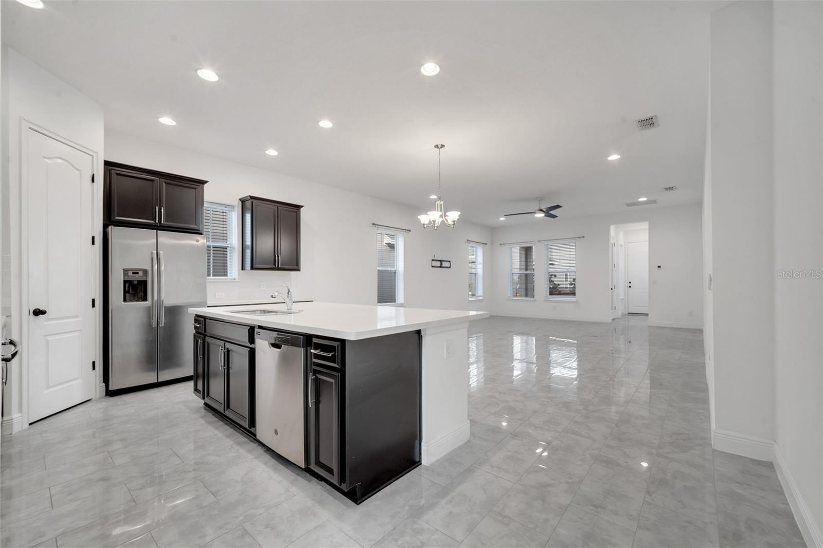 8258 NEMOURS PKWY, ORLANDO, FL, 32827