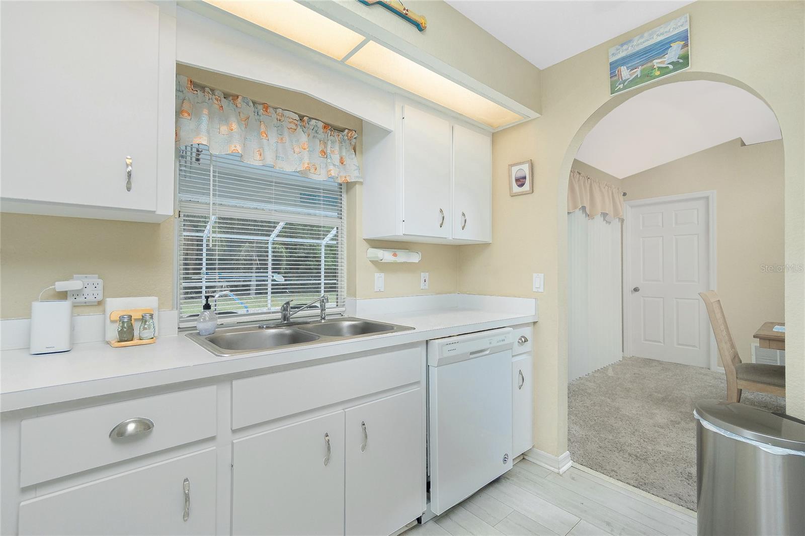 51 AMAZON DR, PUNTA GORDA, FL, 33983
