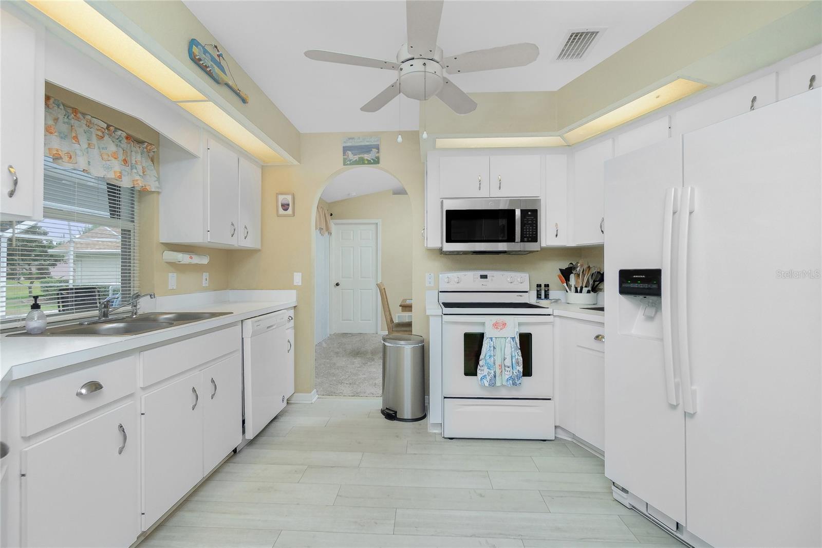 51 AMAZON DR, PUNTA GORDA, FL, 33983