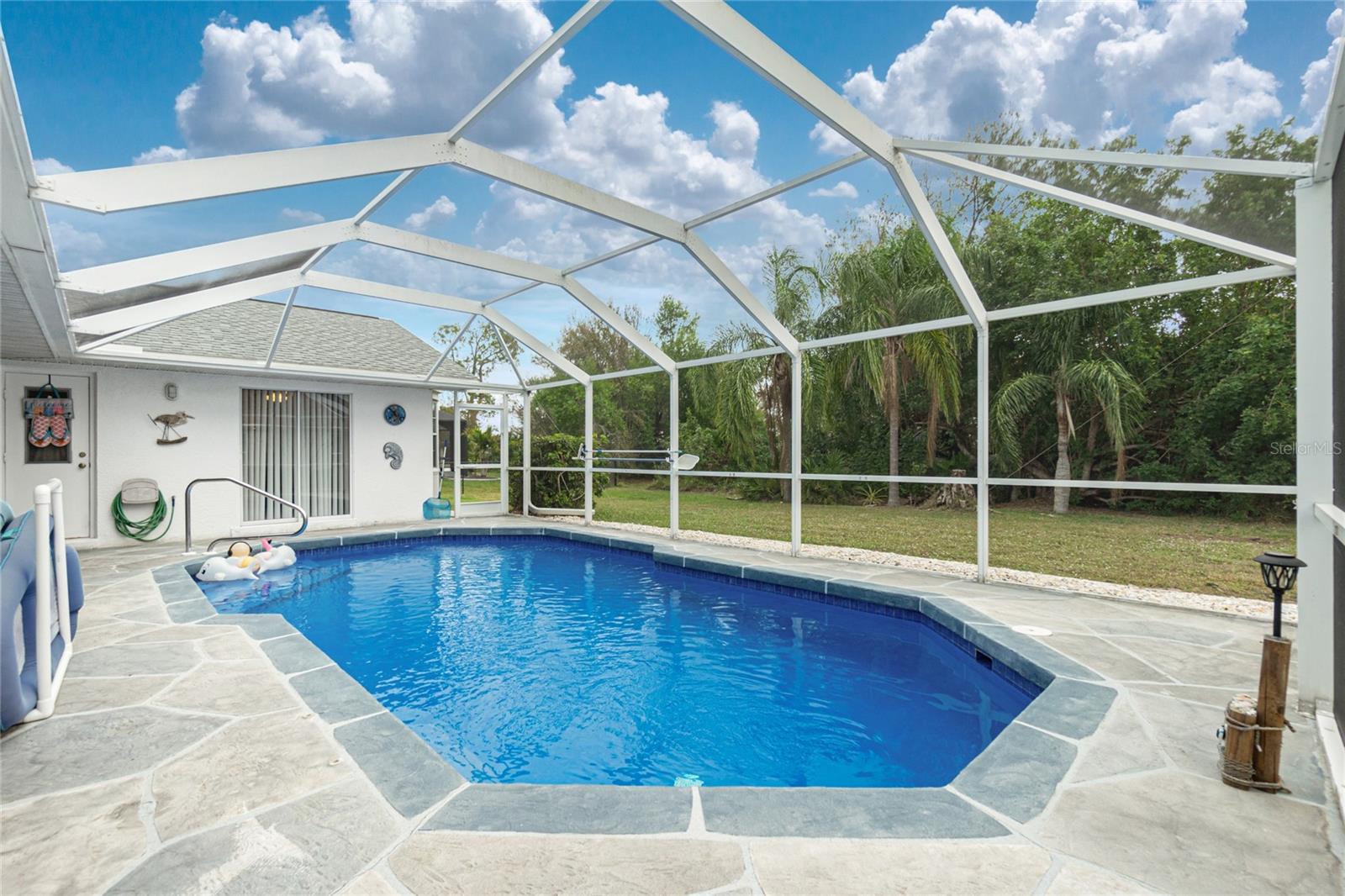 51 AMAZON DR, PUNTA GORDA, FL, 33983