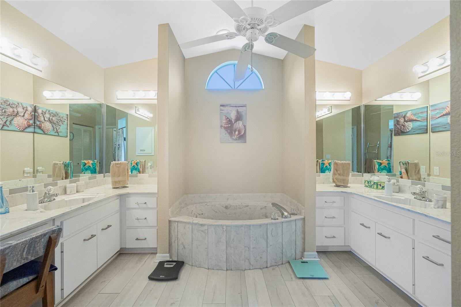 51 AMAZON DR, PUNTA GORDA, FL, 33983