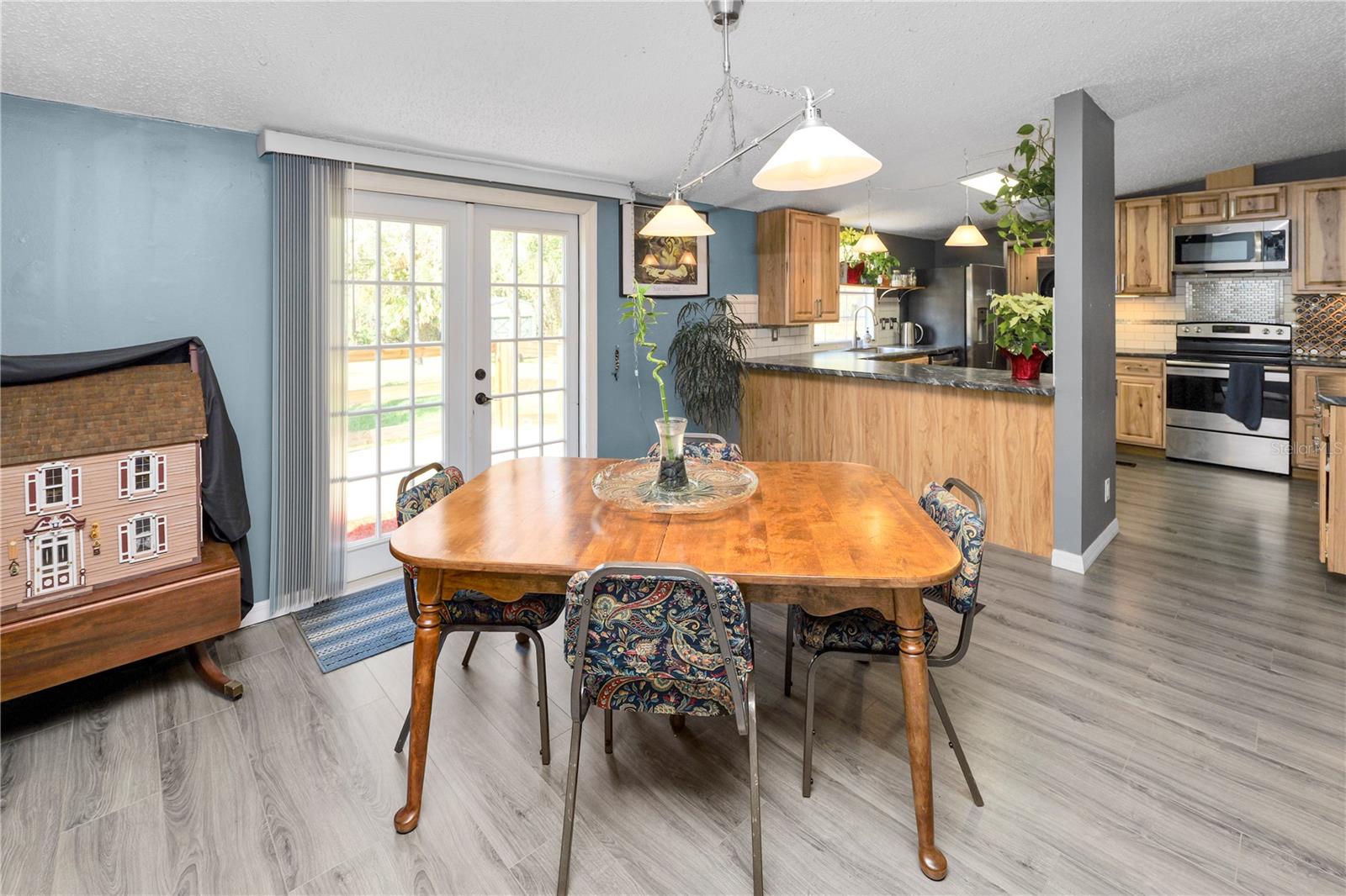 11019 SPIVEY RD, GIBSONTON, FL, 33534