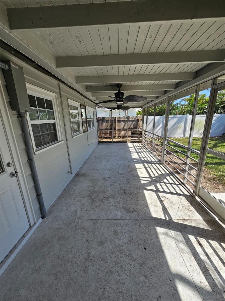 3000 BROWNING ST, SARASOTA, FL, 34237