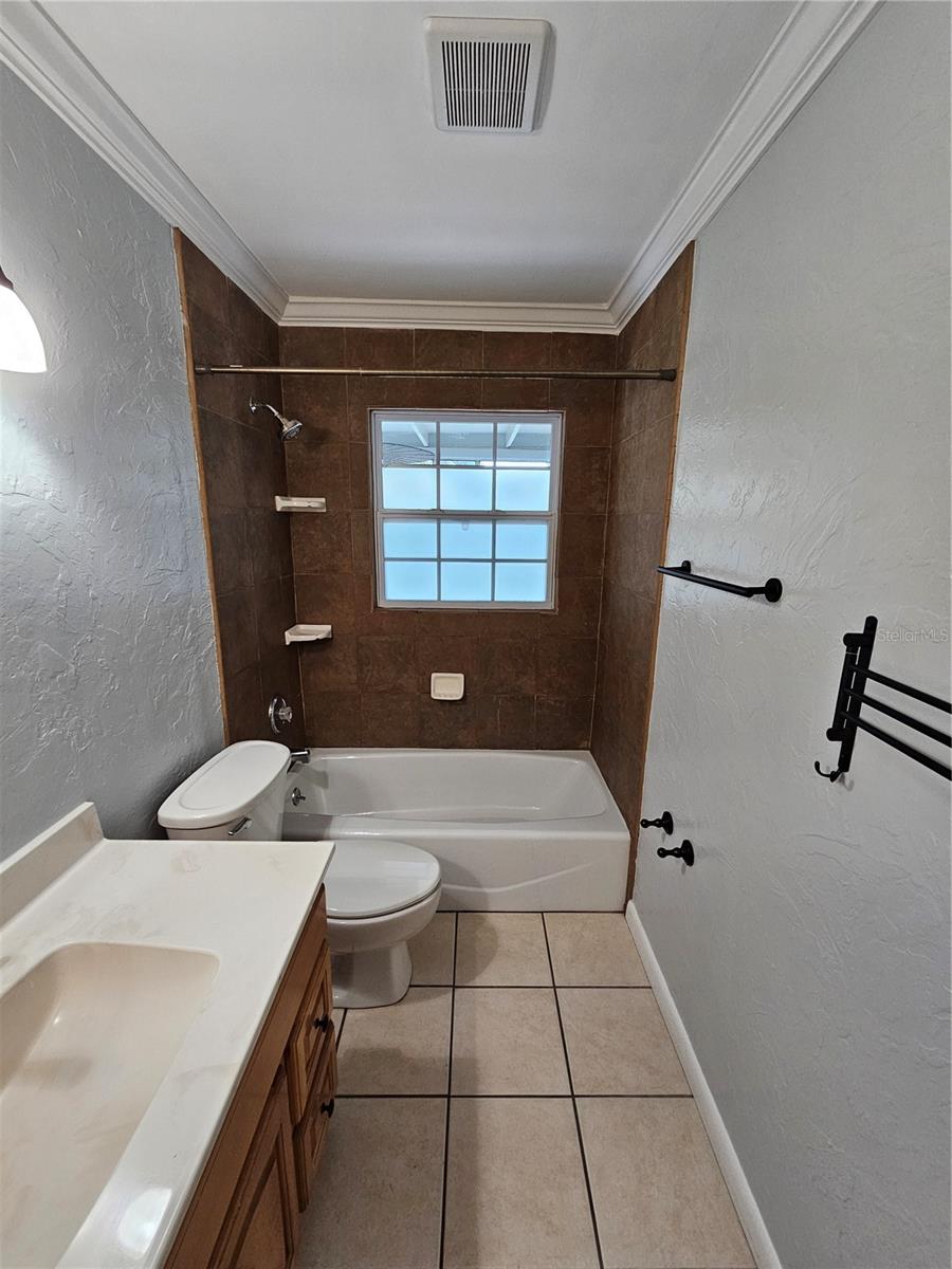 3000 BROWNING ST, SARASOTA, FL, 34237