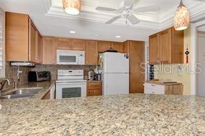 1250 N PORTOFINO DR #408MAR, SARASOTA, FL, 34242
