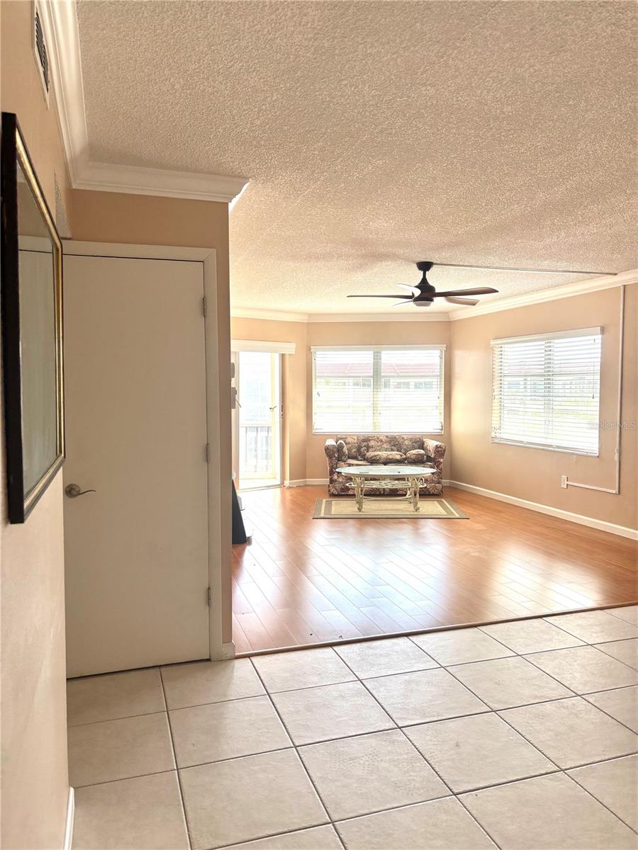 1250 N PORTOFINO DR #408MAR, SARASOTA, FL, 34242