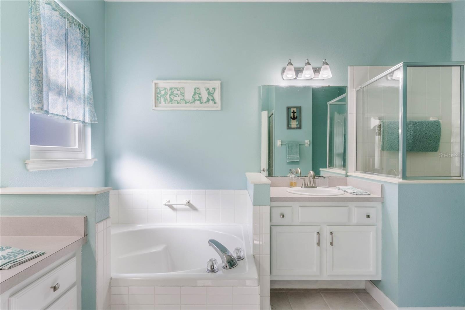 3320 ASHMOUNT DR, ORLANDO, FL, 32828