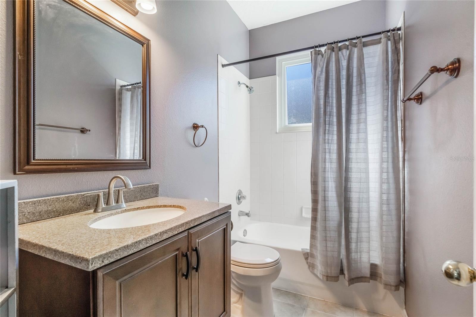 3320 ASHMOUNT DR, ORLANDO, FL, 32828