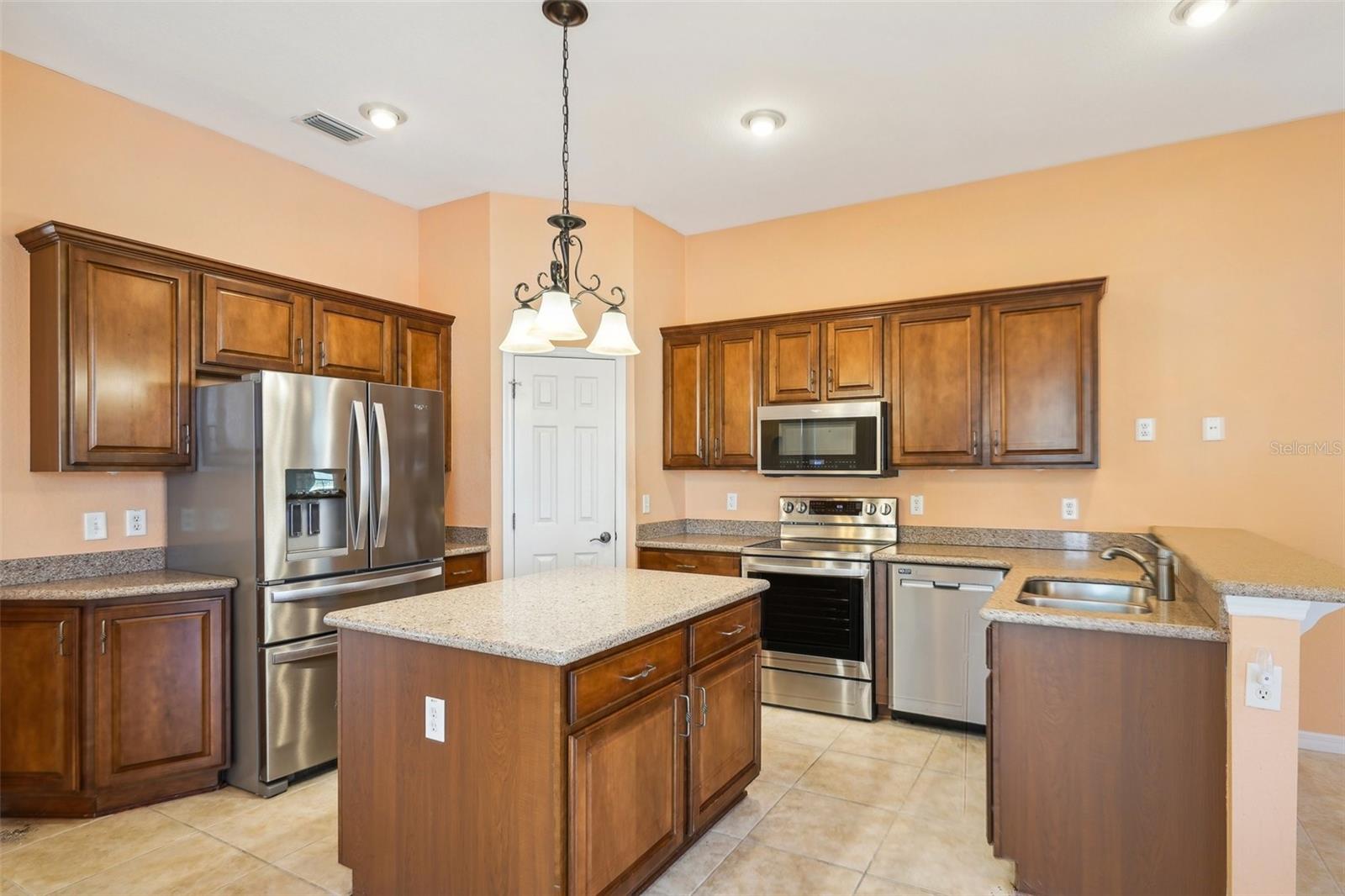 12018 SE 175TH LOOP, SUMMERFIELD, FL, 34491