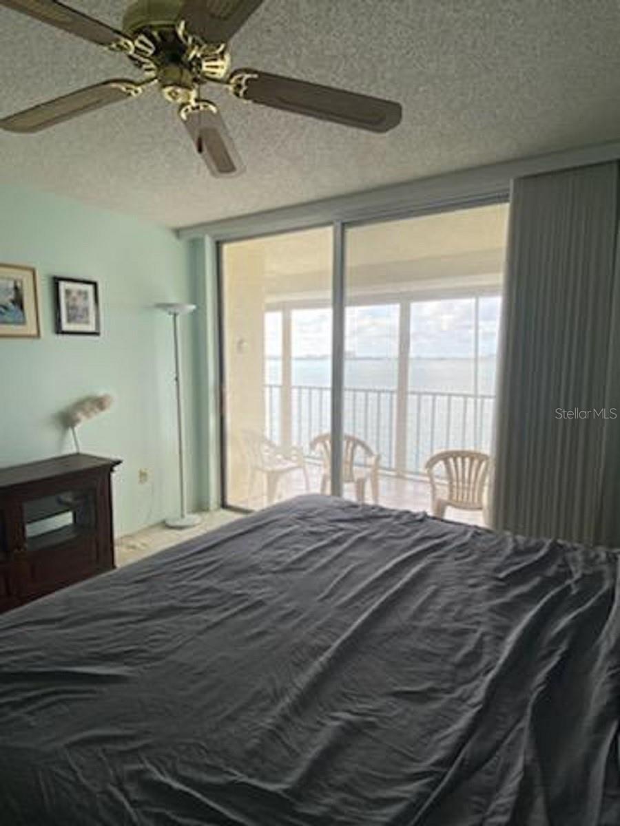 6060 SHORE BLVD S #806, GULFPORT, FL, 33707