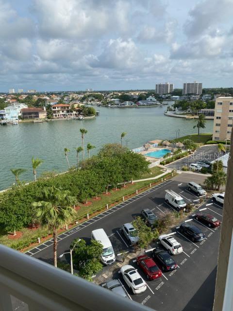 6060 SHORE BLVD S #806, GULFPORT, FL, 33707